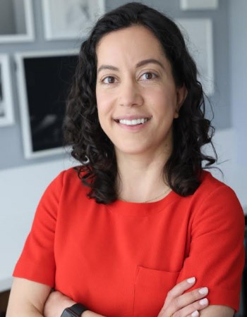 Dr. Tina Ozbeki