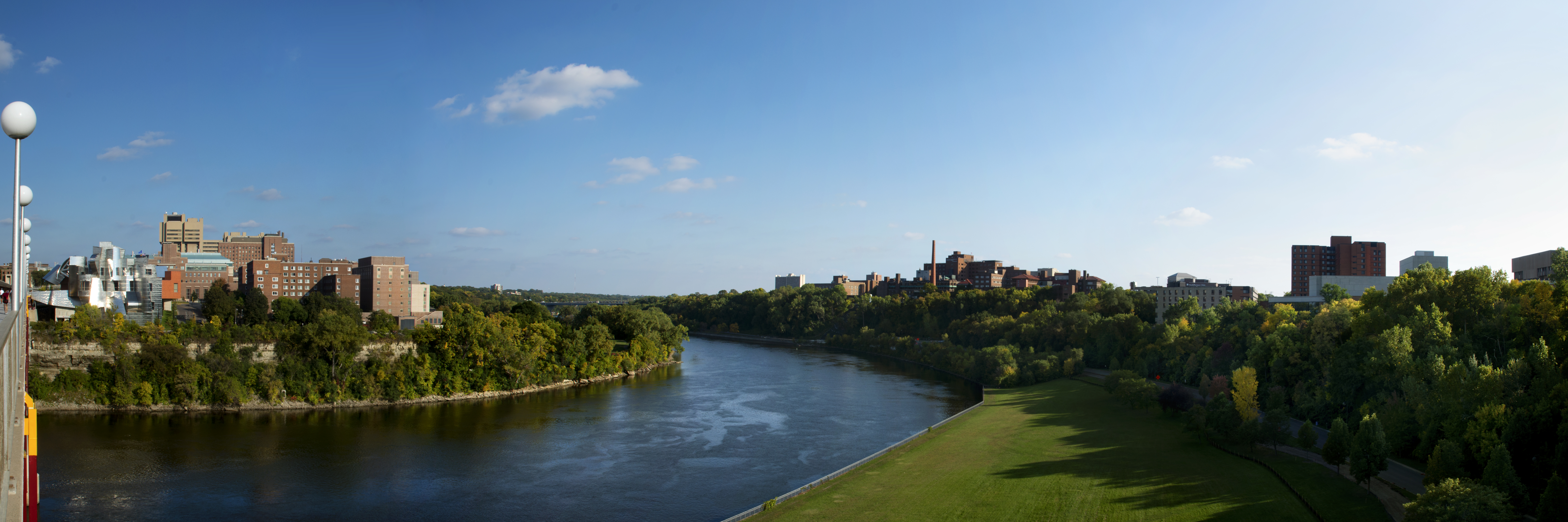 Panoramic view or Twin Cities Campus