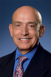 Dr. Fernando Diaz